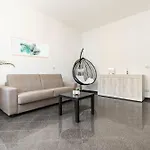 Cozy Apartment, 400M From Beaches And Sea